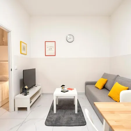 Genova Loft, Centre Shopping District Apartment *